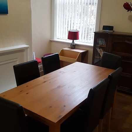Blackpoolholidaylets Charles Street Villa Bagian luar foto