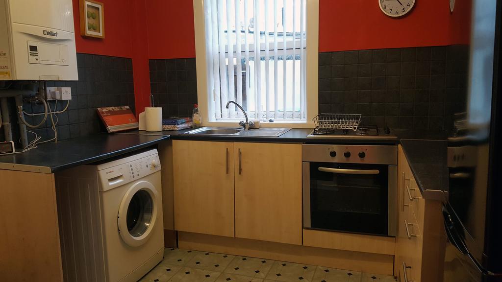 Blackpoolholidaylets Charles Street Villa Bagian luar foto
